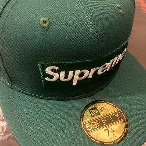 Supreme money fitted hat 7 1/2.